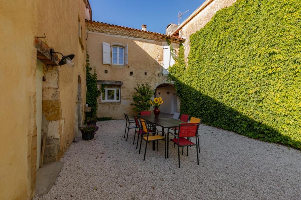 Cezan Domaine De Laplan Bed & Breakfast エクステリア 写真