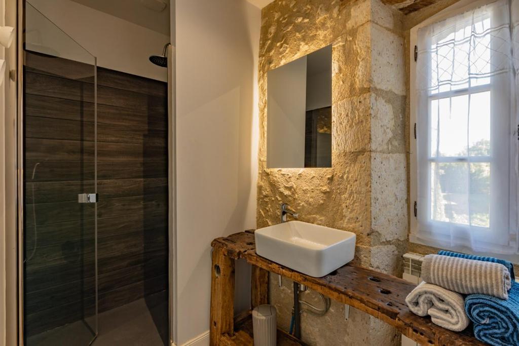 Cezan Domaine De Laplan Bed & Breakfast エクステリア 写真