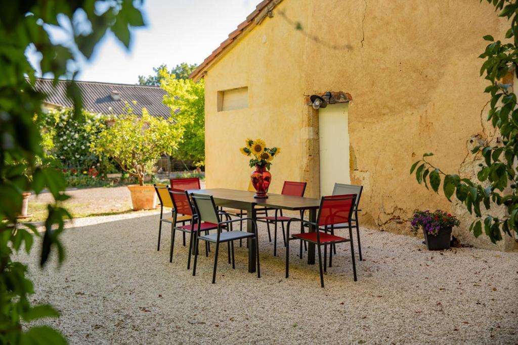 Cezan Domaine De Laplan Bed & Breakfast エクステリア 写真